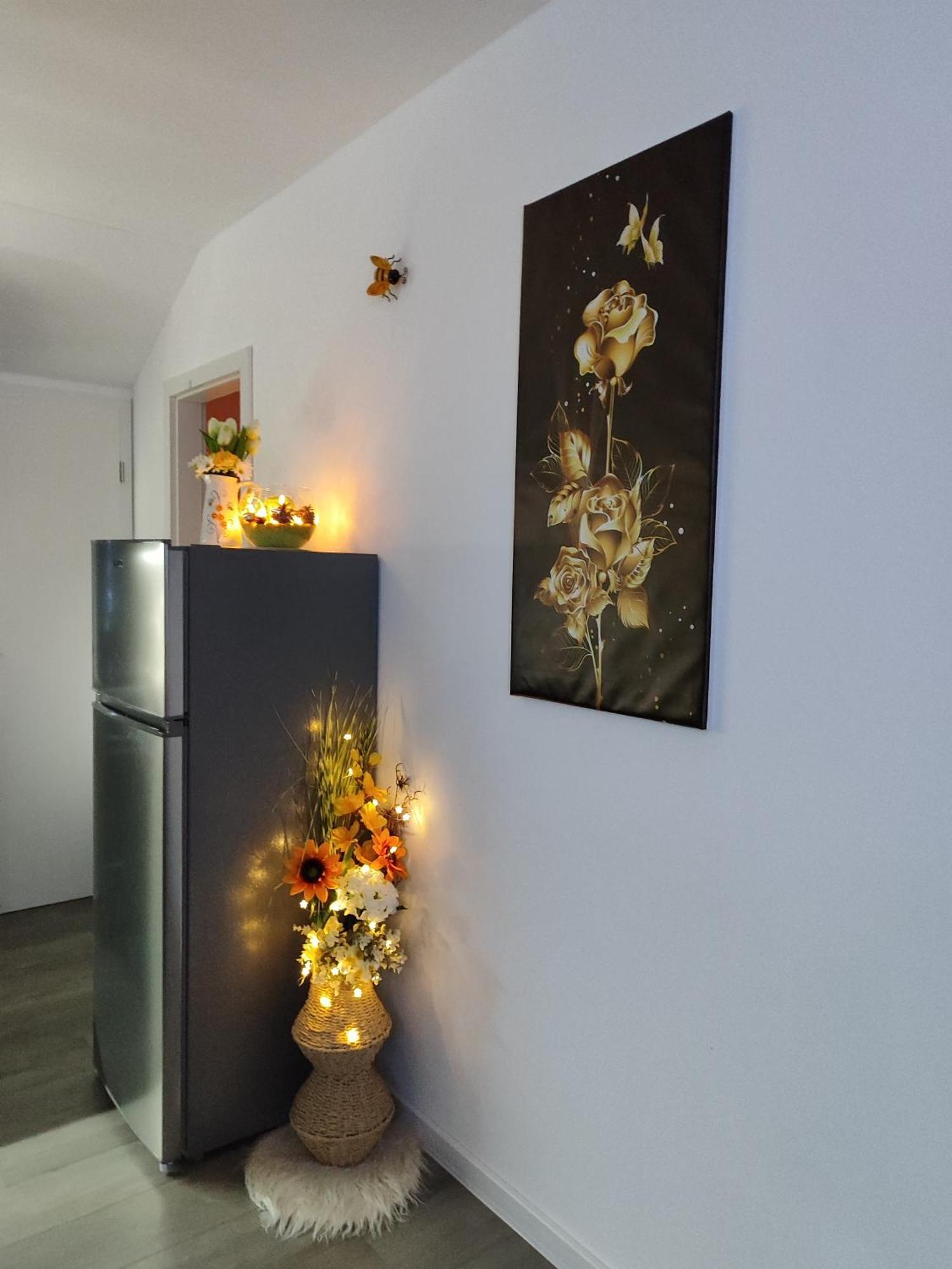 Apartment Happy Moments 2 *